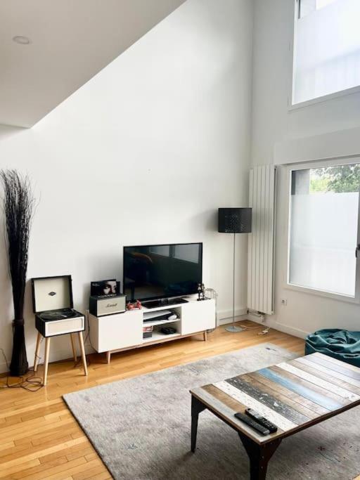 Duplex, 10 Min Champs Elysee Boulogne-Billancourt Extérieur photo